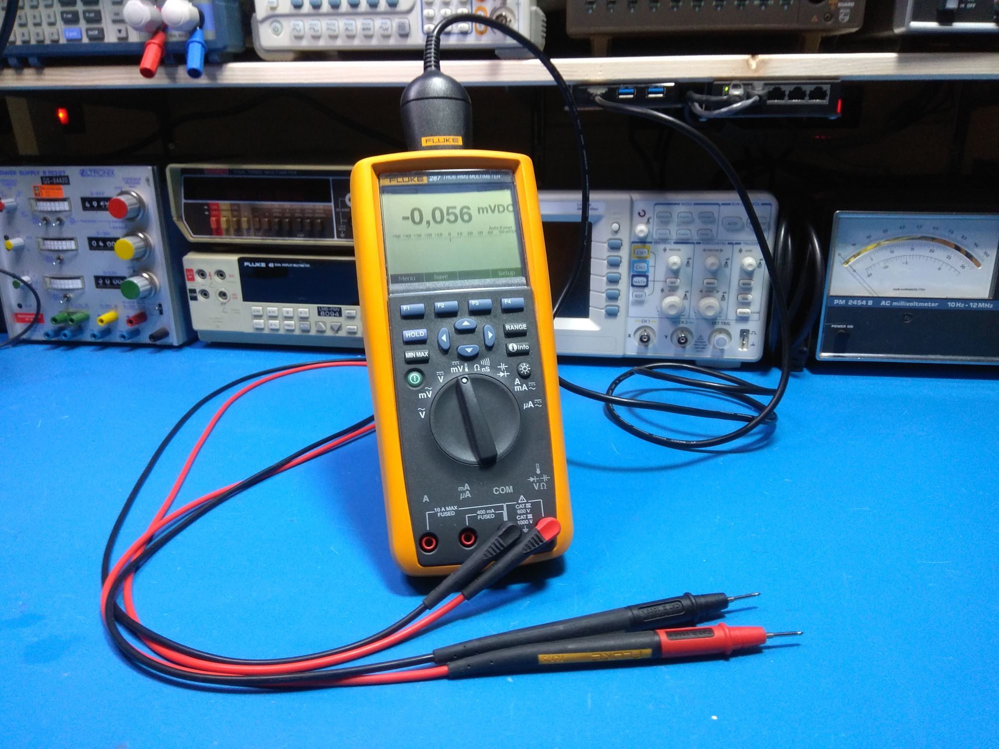 FLUKE 287 TRUE RMS DIJITAL MULTIMETRE OLCU ALETI RESIM-2